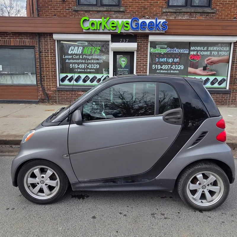 Smart Fortwo with a replacement key